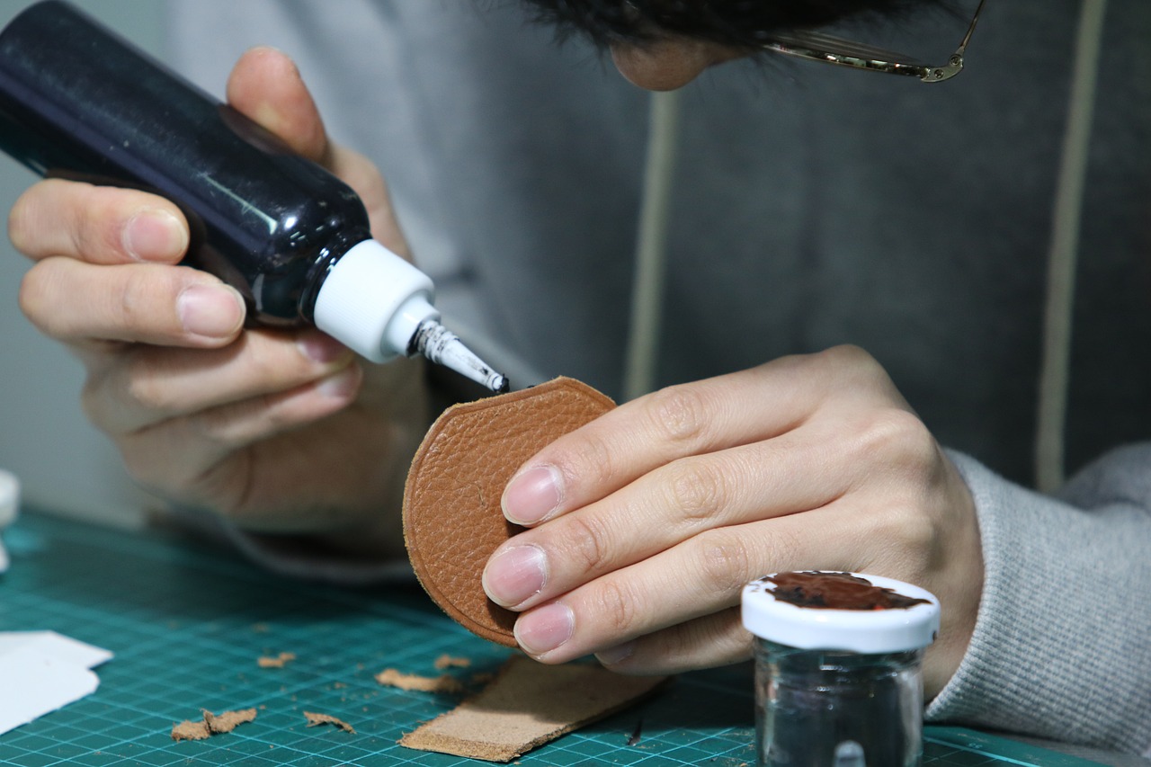 最新美甲技术探索，时尚前沿的艺术创作之旅